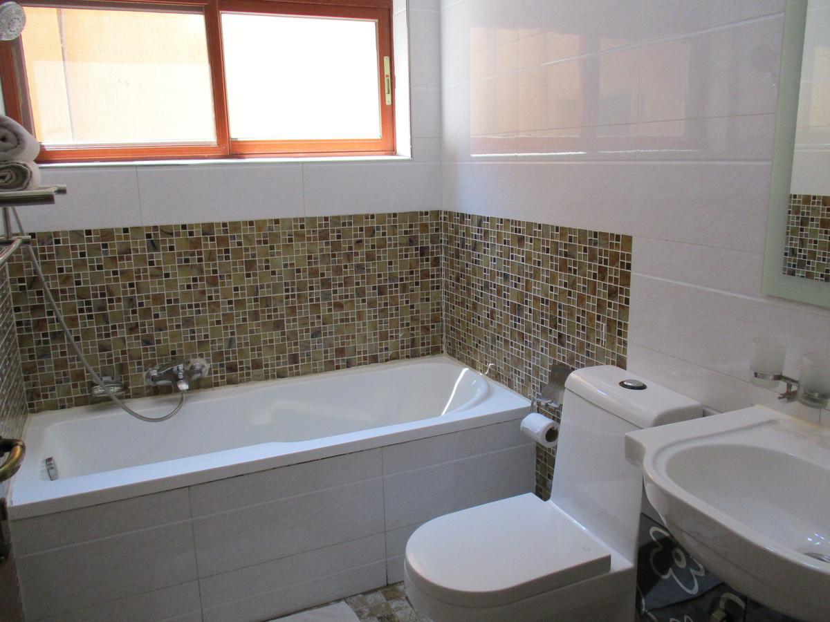 Amaris Hotel Kigali Zewnętrze zdjęcie
