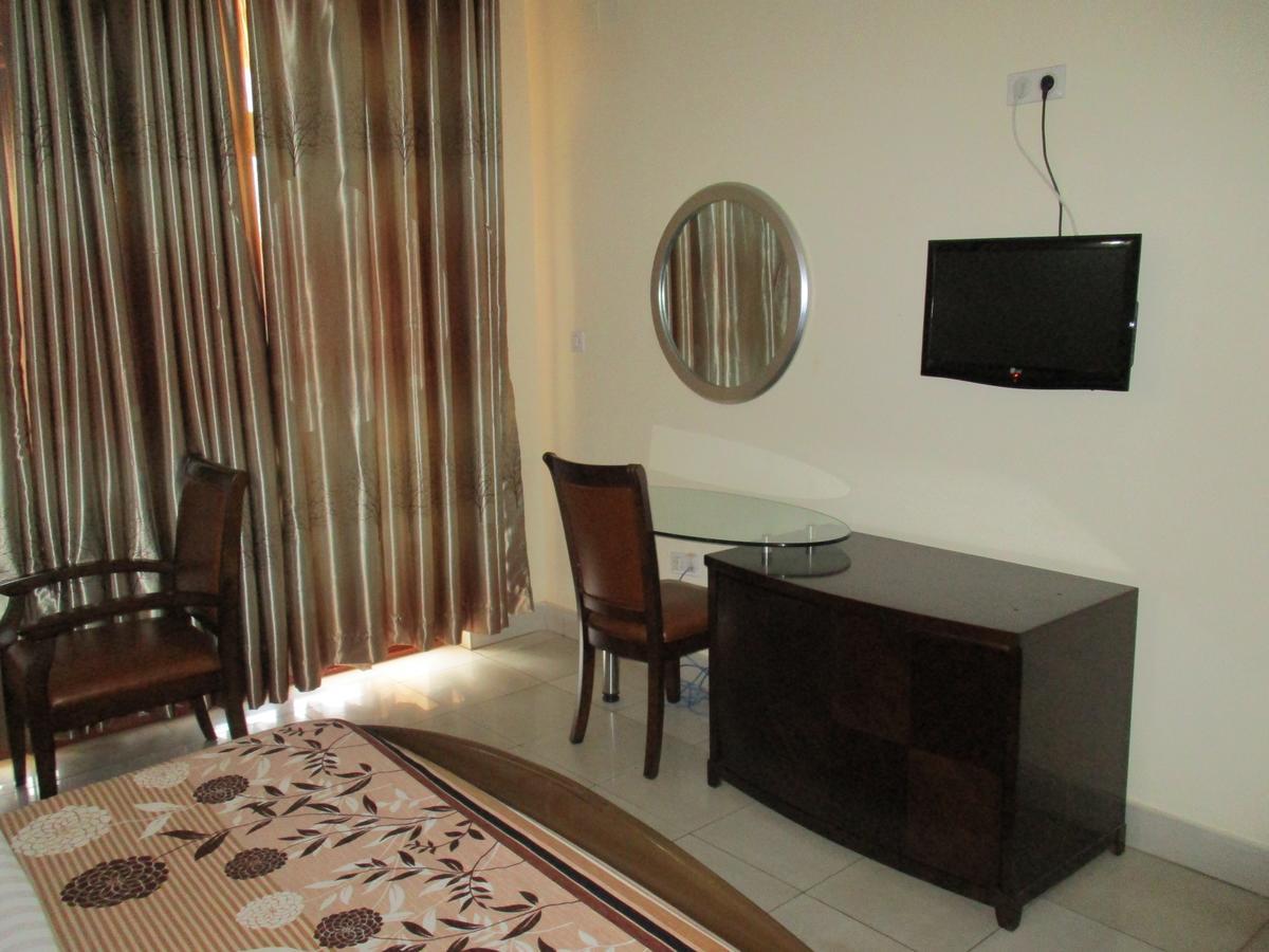 Amaris Hotel Kigali Zewnętrze zdjęcie