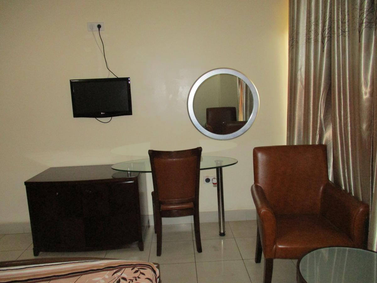 Amaris Hotel Kigali Zewnętrze zdjęcie