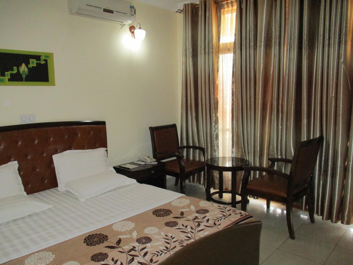 Amaris Hotel Kigali Zewnętrze zdjęcie