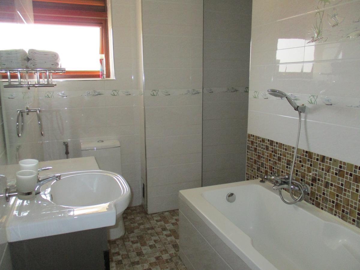 Amaris Hotel Kigali Zewnętrze zdjęcie