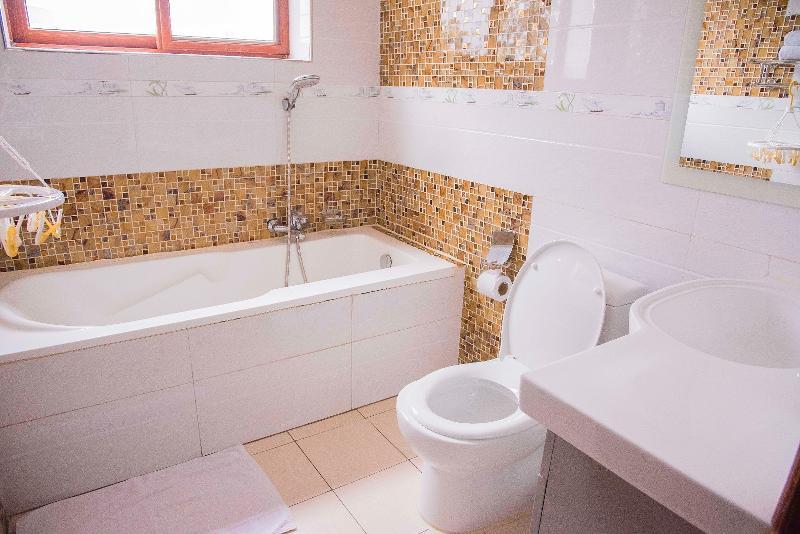 Amaris Hotel Kigali Zewnętrze zdjęcie